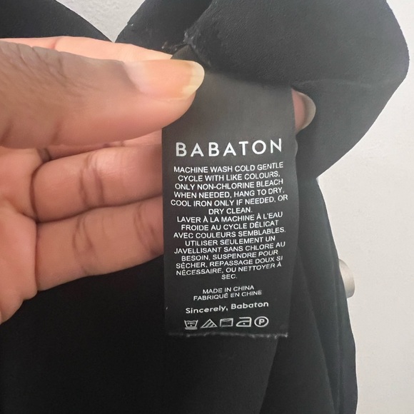 Aritzia Babaton Conan Cropped Trousers, size 6 - Picture 4 of 4